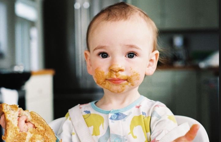 Introducing Peanut Butter to Infants, Allergy Signs and Safety Tips